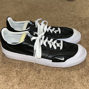 Nike Drop Type Premium “Black White”